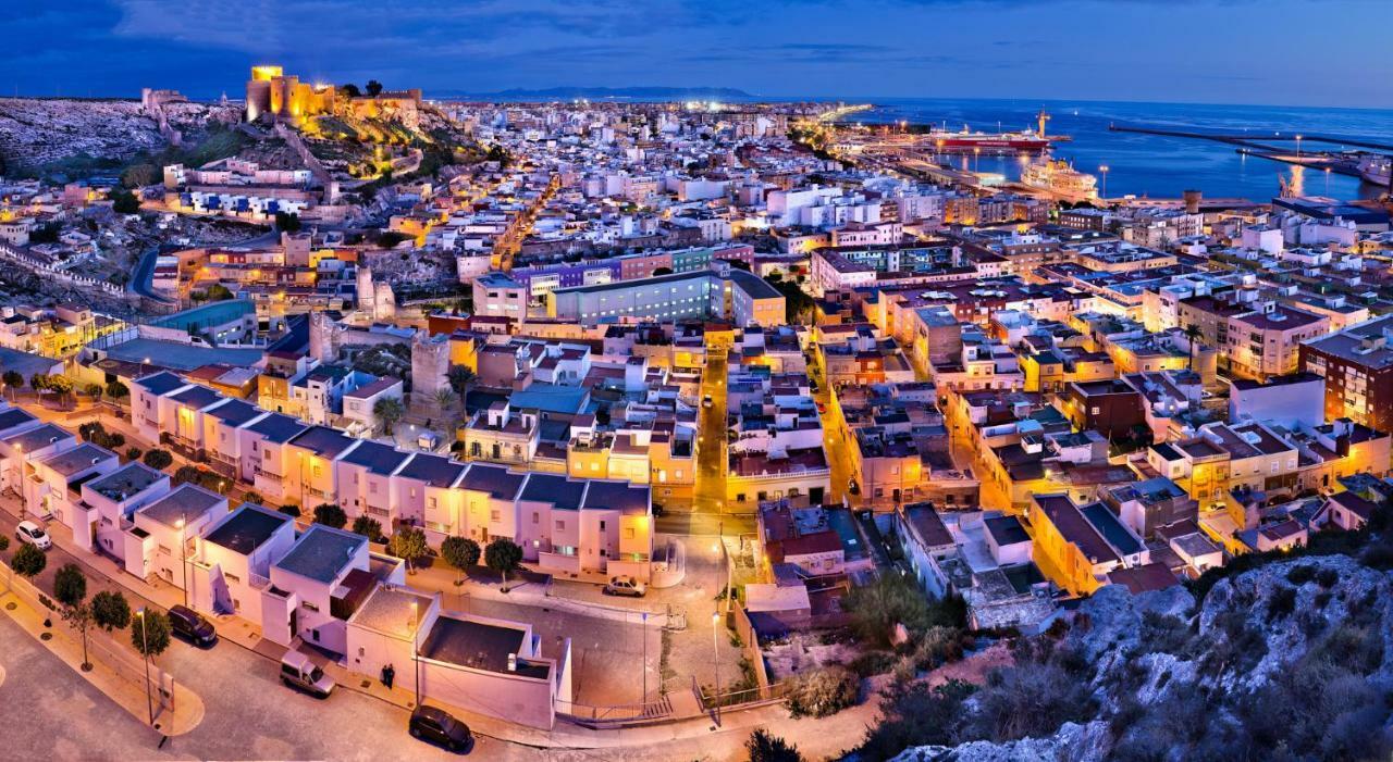 Apartamento 90 M2 En La Mejor Zona De Roquetas Roquetas de Mar Eksteriør bilde